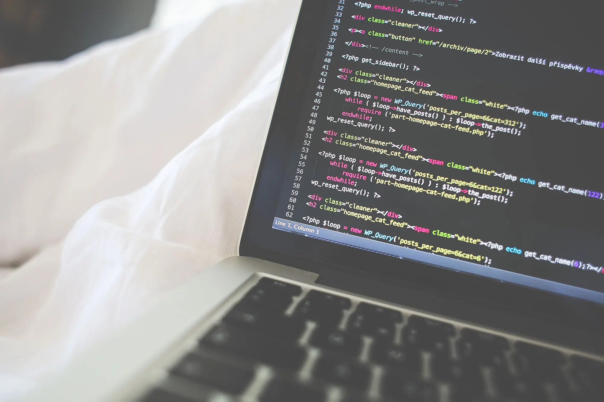 Quale stile di scrittura del codice dobbiamo seguire in JavaScript?